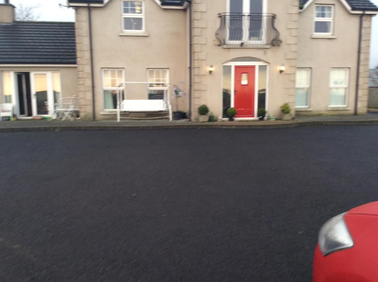 Country House And Spa Coleraine Bagian luar foto